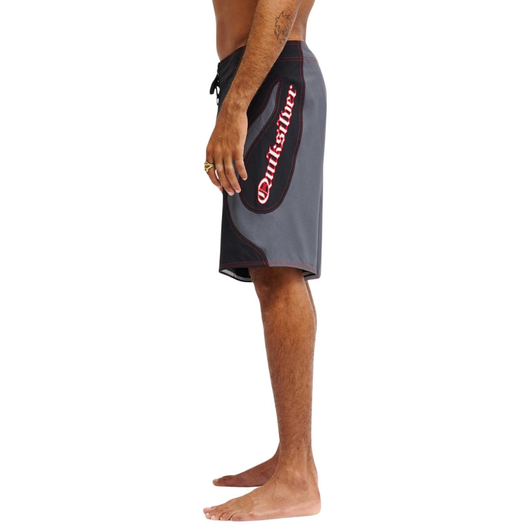 QUIKSILVER BOARDSHORT MERCURY TRIDENT 21'' BLACK COSTUME