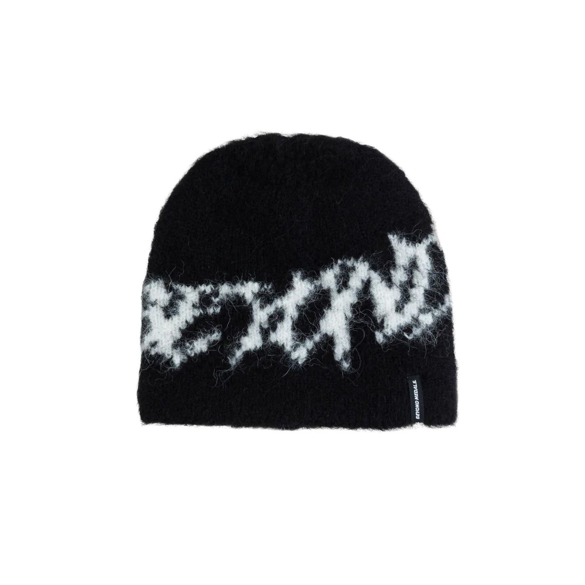 BEYOND MEDALS FLUFFY BEANIE BLACK