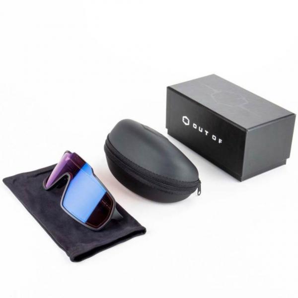 OUT OF BOT 2 + ADAPTA BLACK IRID BLUE