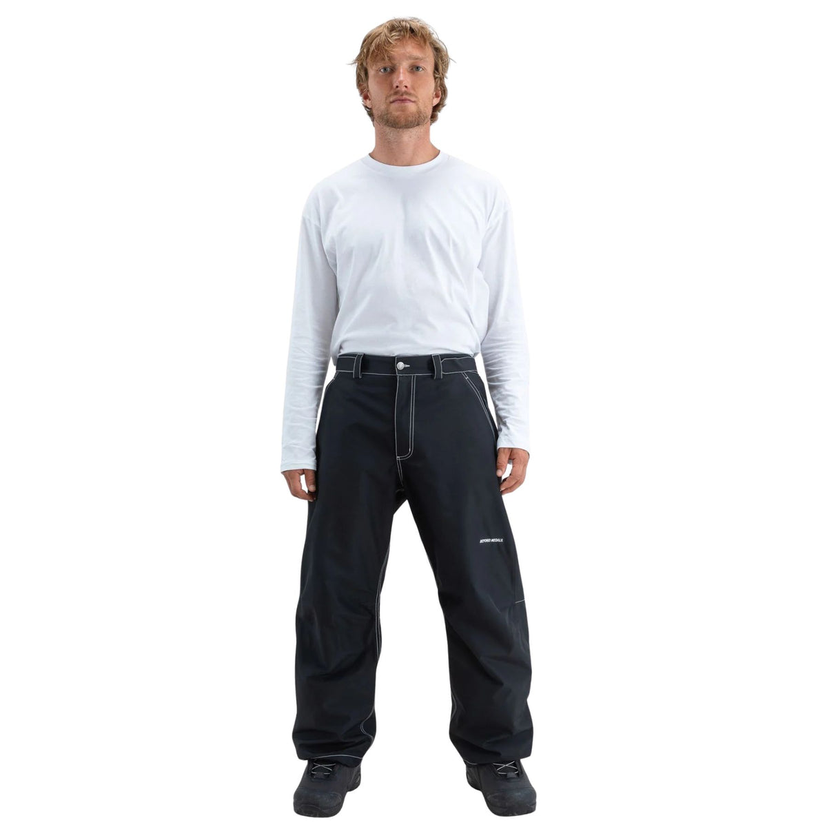 BEYOND MEDALS STITCH PANTS BLACK