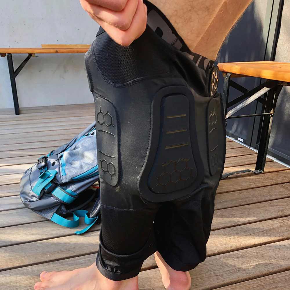 AMPLIFI MKX BLACK PANTALONCINI PROTETTIVI